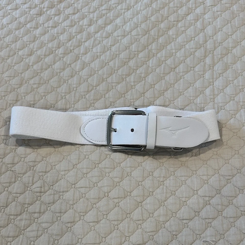 White Elastic Belt with Silver Buckle softball baseball youth XS